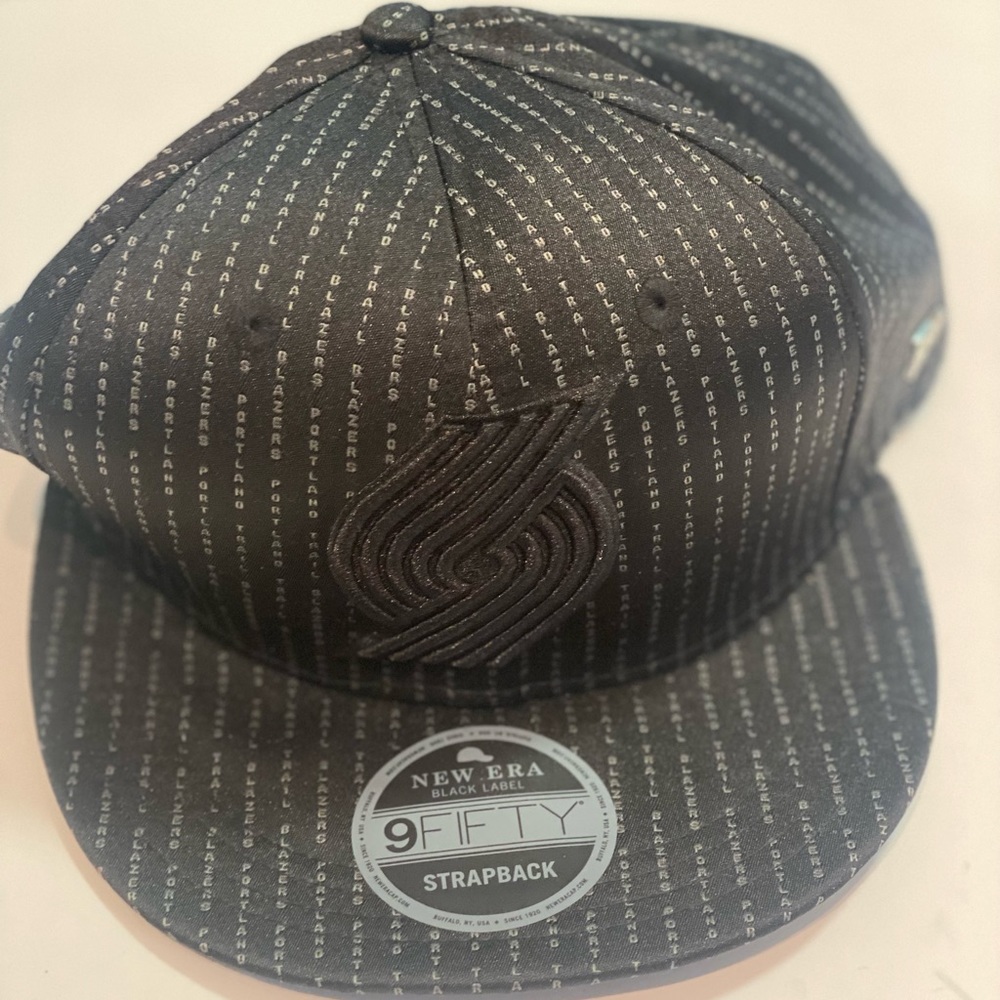 Brand new snapback Portland Trail Blazers hat
